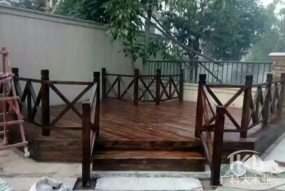 防腐木地板围栏111.jpg