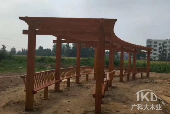 景区休闲防腐木葡萄架.jpg
