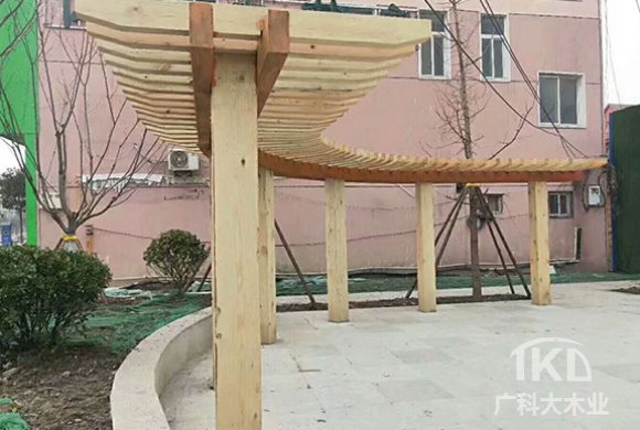 碳化木花架