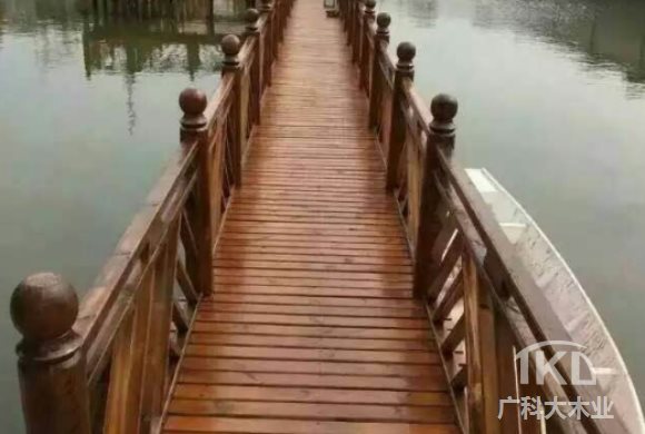 太原防腐木护栏